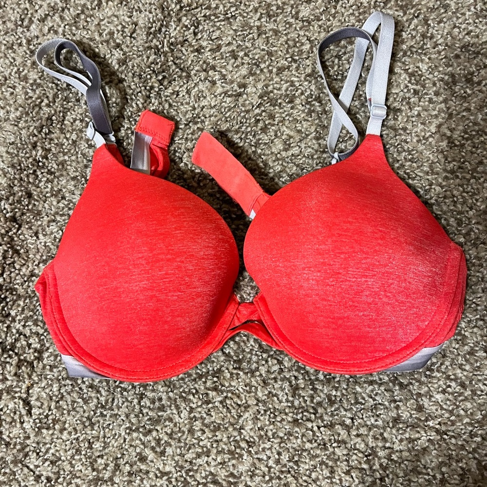 Push-Up Bra